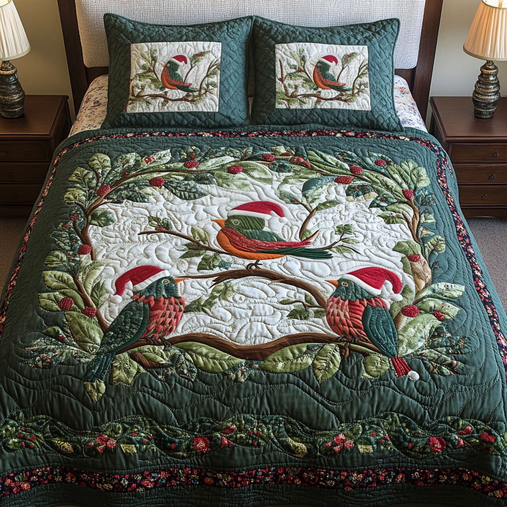 Berry Bliss Quilted Bedding Set Gift Ideas For Bird Lovers