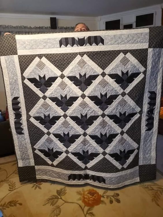 Black Bat Quilted Blanket Best Bedsheets Gifts For Halloween Lovers