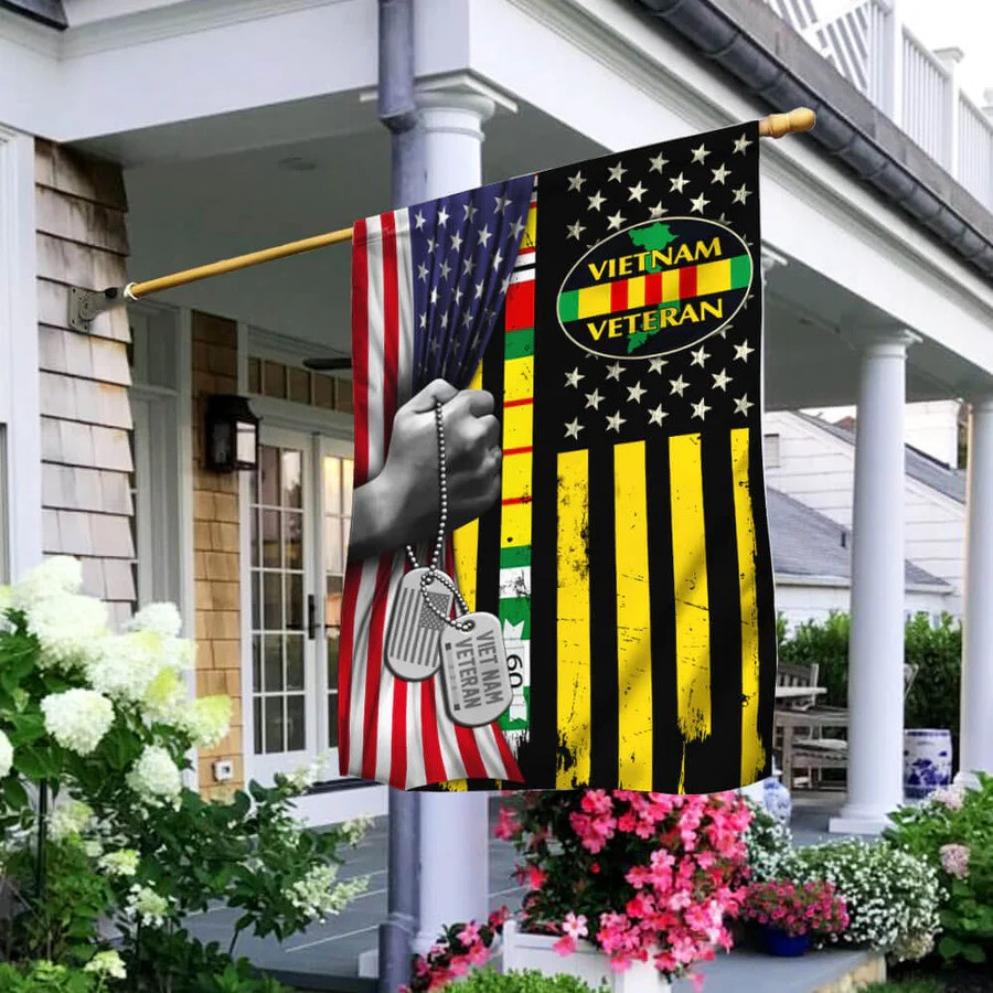 Vietnam Veteran Dogtags Graphic Flag 1st Cav Division Vietnam Commemorative Flag
