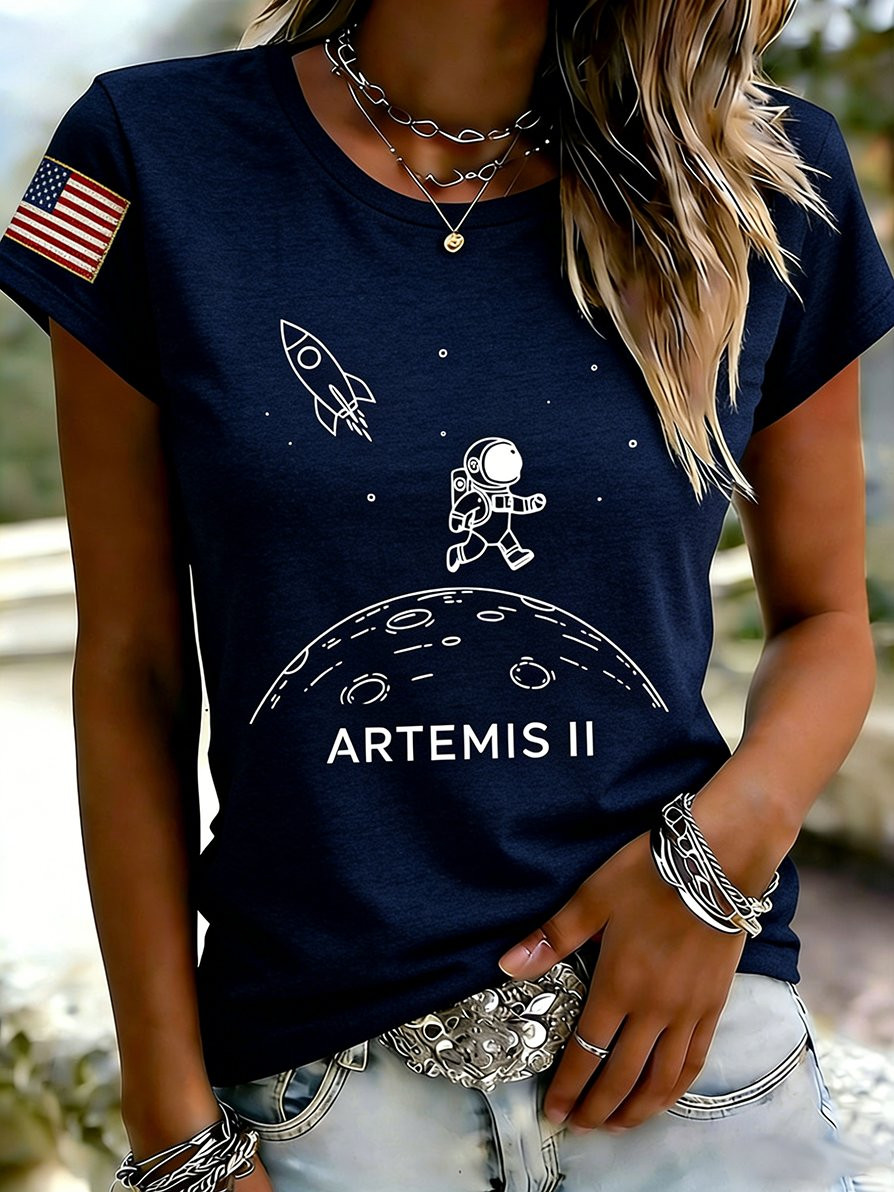 Artemis II NASA 2026 T-Shirt Mission To The Moon Clothing Astronomy Fan Gift - Image 2